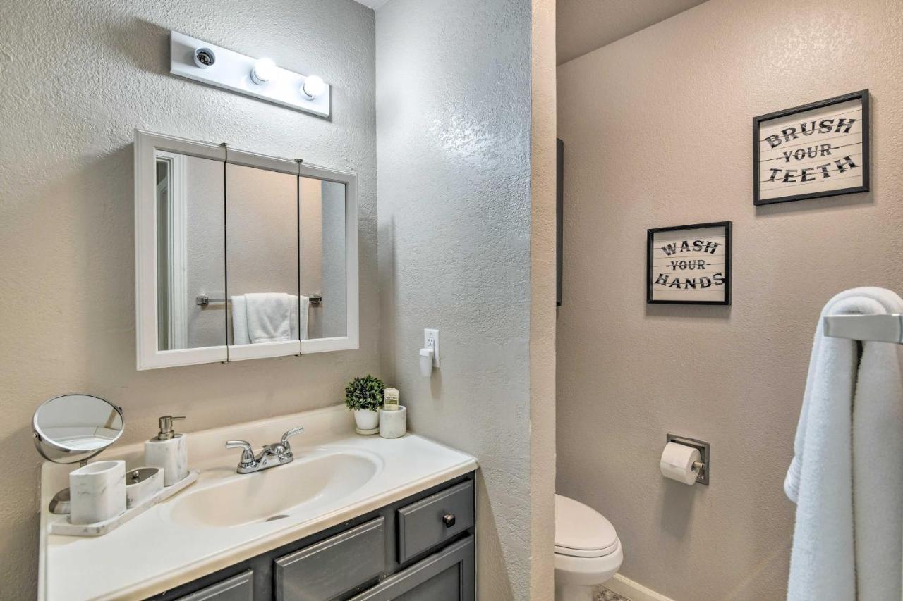 Updated Townhome Near Airport And Shopping! أنكوراج المظهر الخارجي الصورة