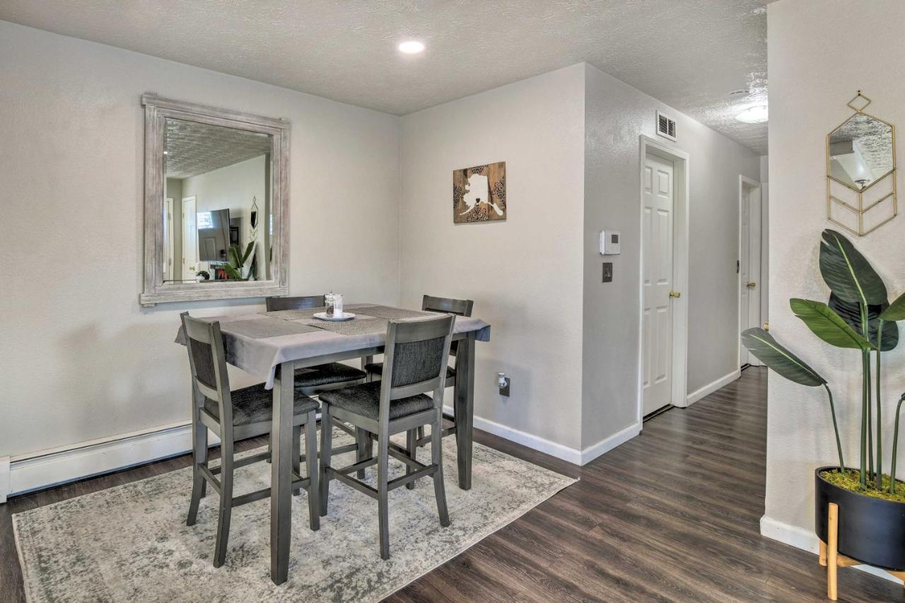 Updated Townhome Near Airport And Shopping! أنكوراج المظهر الخارجي الصورة