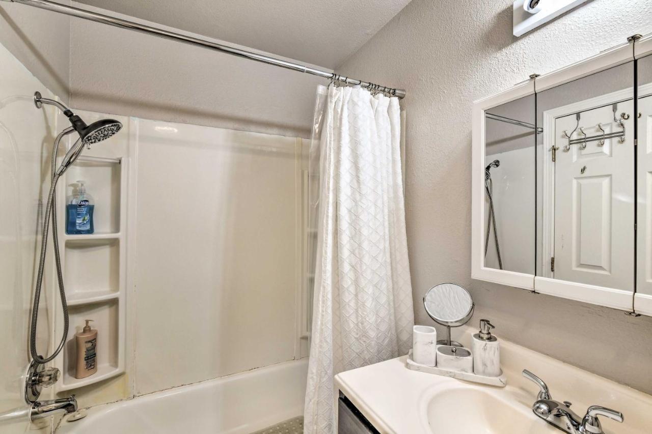 Updated Townhome Near Airport And Shopping! أنكوراج المظهر الخارجي الصورة