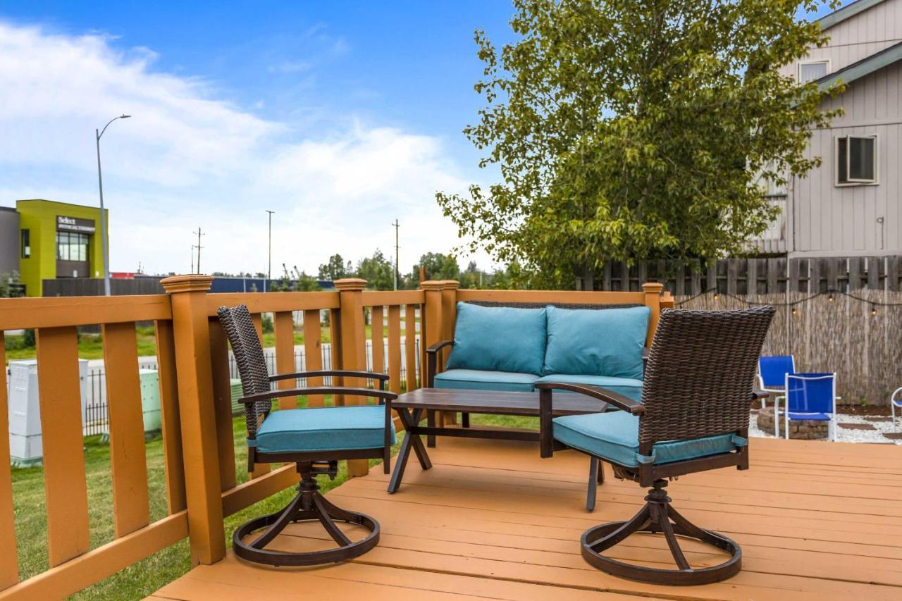 Updated Townhome Near Airport And Shopping! أنكوراج المظهر الخارجي الصورة