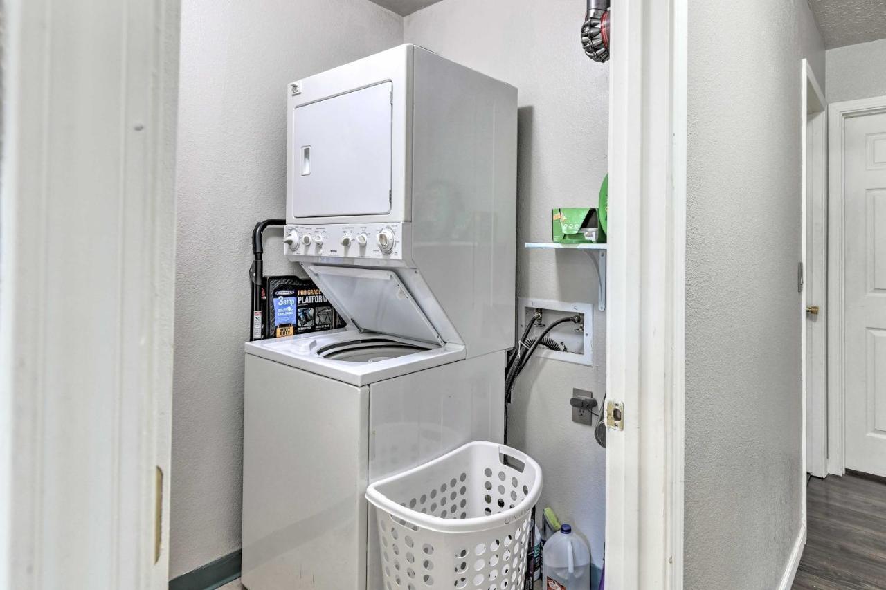 Updated Townhome Near Airport And Shopping! أنكوراج المظهر الخارجي الصورة