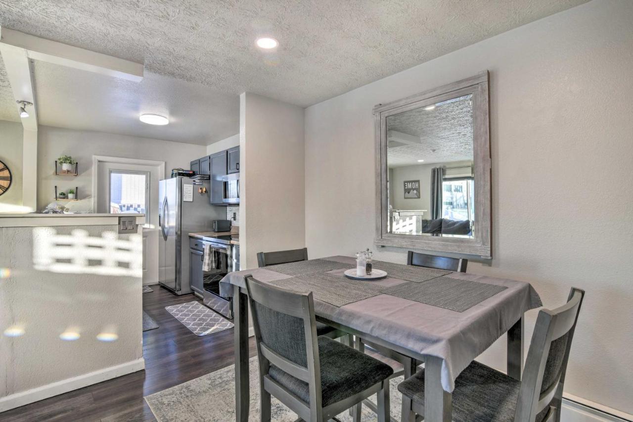 Updated Townhome Near Airport And Shopping! أنكوراج المظهر الخارجي الصورة